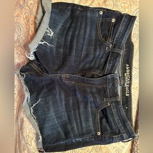 Size 14 Women’s American Eagle Jean Shorts.